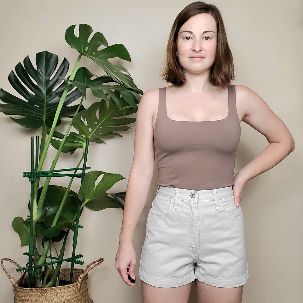 Vintage 80s 90s Guess Mom Jean Shorts Cream Beige 24"